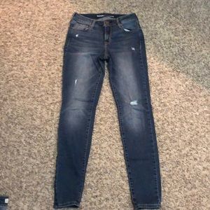 Old navy rockstar jeans.